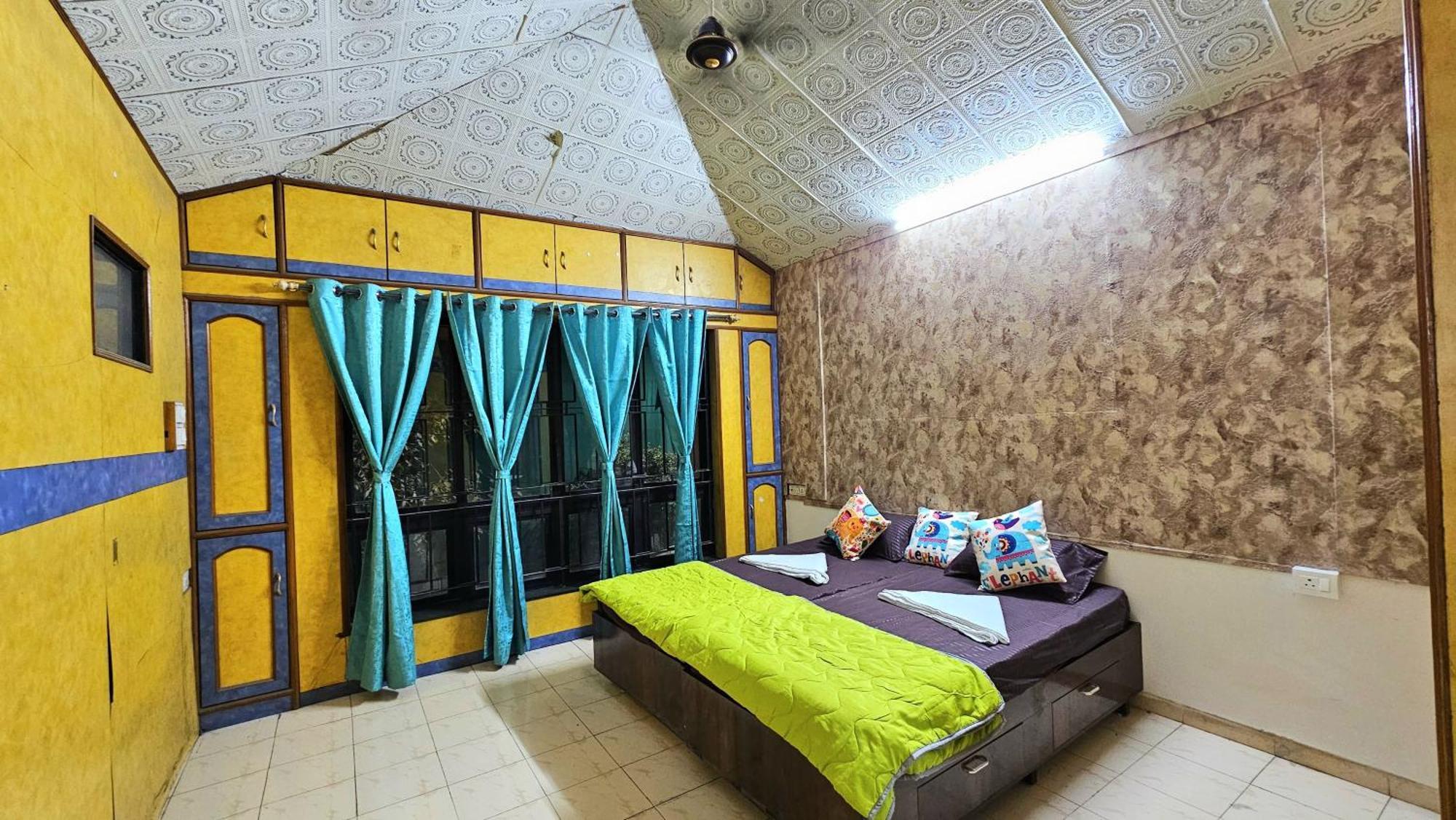 Elephant House - Boutique Hostel & Cowork Méribel Village Exteriér fotografie